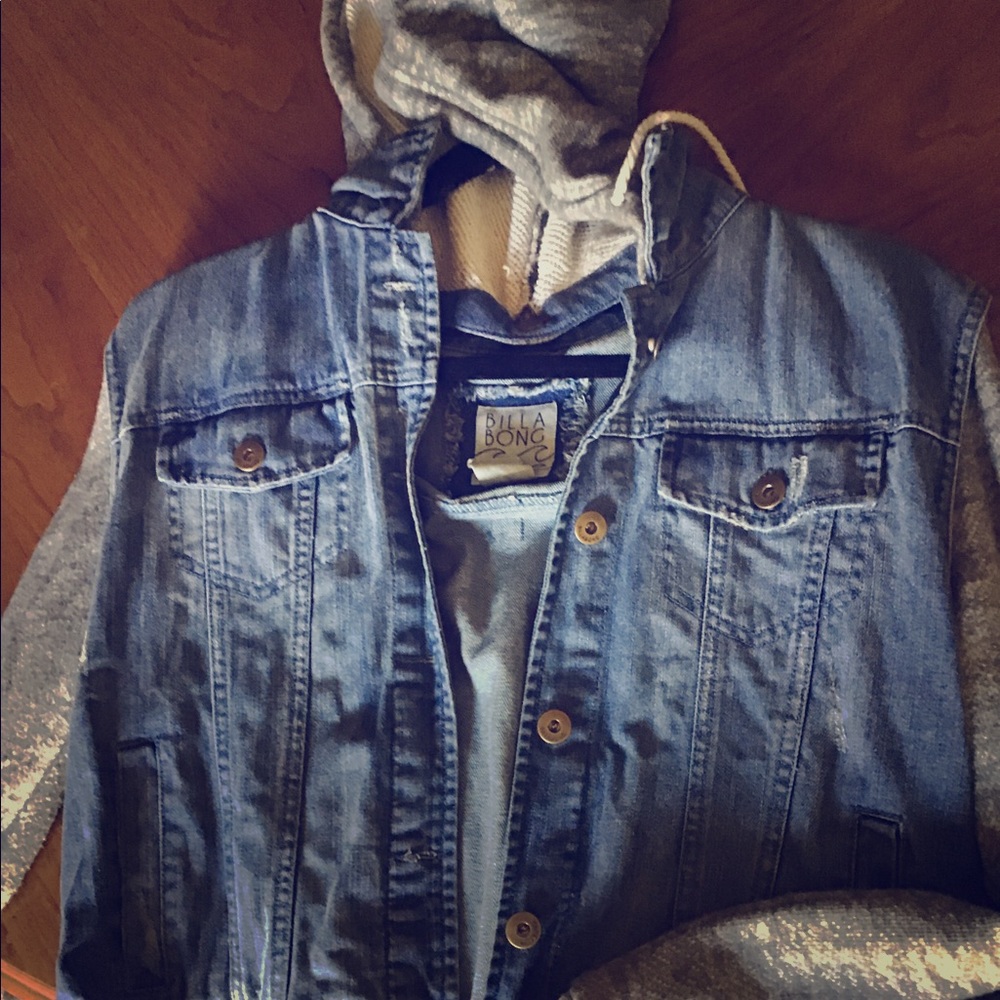 Billabong jean jacket, sweatshirt hood